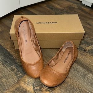 Brand new! Lucky Brand ballet flats!